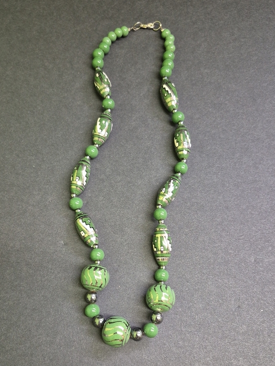 Jewelry - Chunky Green Glass Pottery Beaded Southwestern Style Statement 21" In. Necklace